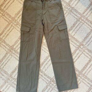 NWOT Superdown Olive Cargo Pants